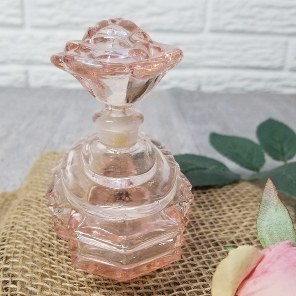 Vintage Pink Glass Perfume Bottle With Rose Stopper - Picture 6 of 16
